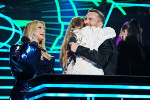 bebe-rexha-and-david-getta-accept-an-award-onstage-during-the-mtv-europe-music-awards-2022.jpg