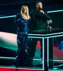 bebe-rexhaavid-guetta-on-stage-after-winning-the-award-for-best-collab-at-the-mtv-europe.jpg