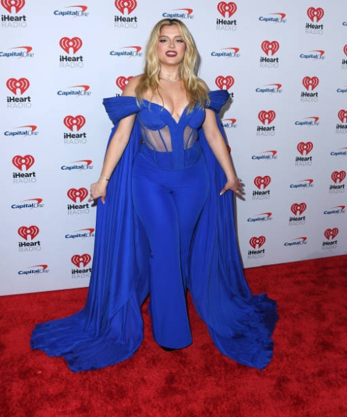 bebe-rexha-arrives-at-the-iis-fms-iheartradio-jingle-ball-2022-presented-by-capital-oneat-the.jpg