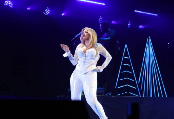 bebe-rexha-performs-onsring-iheartradio-102-7-kiis-fms-jingle-ball-2022-presented-by.jpg