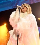 bebe-rexha-peorms-onstage-during-iheartradio-102-7-kiis-fms-jingle-ball-2022-presented-by.jpg