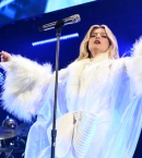 bebe-rexha-performs-onstage-durig-iheartradio-102-7-kiis-fms-jingle-ball-2022-presented-by.jpg