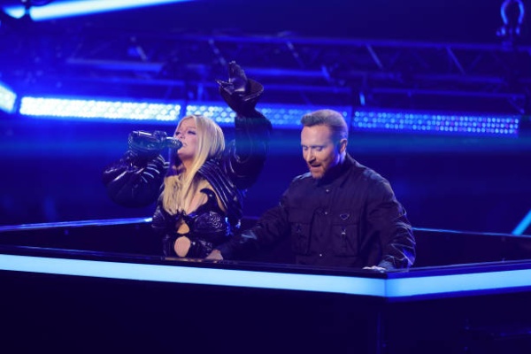 bebe-rexha-and-david-guetta-perform-on-stage-during-the-mtv-europe-music-awards-2022-held-at~0.jpg