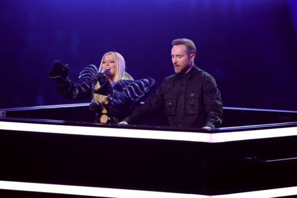 bebe-rha-and-david-guetta-perorm-on-stage-during-the-mtv-europe-music-awards-2022-held-at.jpg