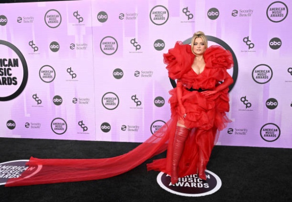 bebe-rexha-attends-the-2022-american-music-awards-at-microsoft-theatr-on-november-20-2022-in.jpg