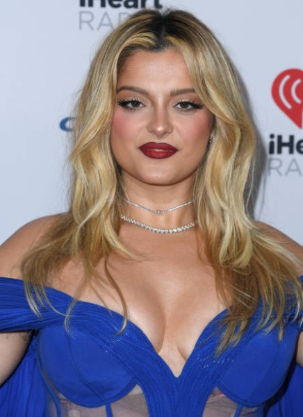 bebe-rexha-arrives-at-the-kiisms-iheartradio-jingle-ball-2022-presented-by-capital-oneat-the.jpg